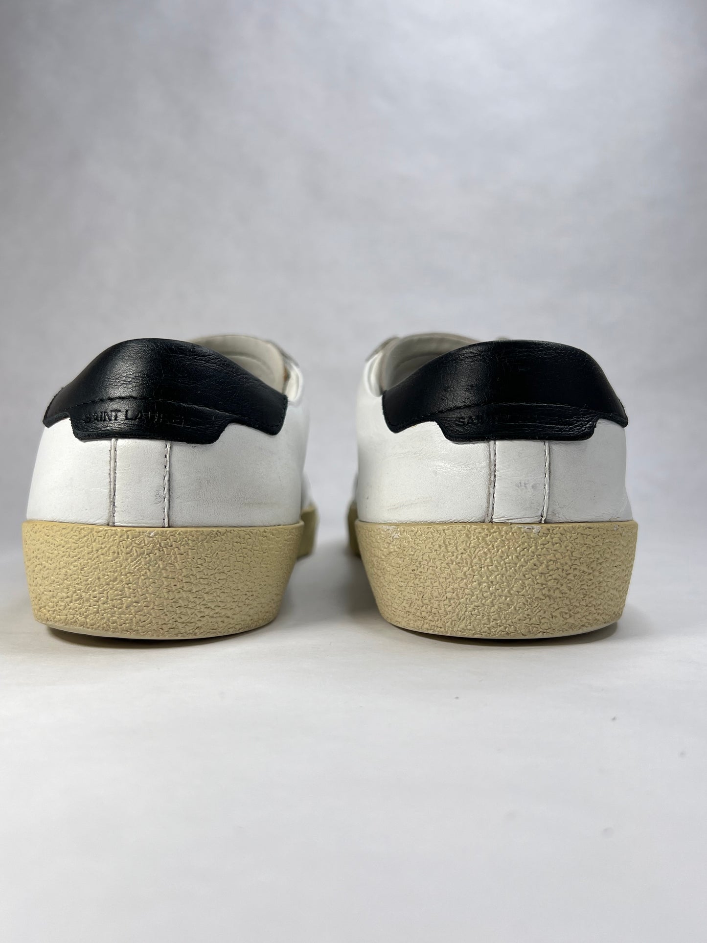 Saint Laurent Court Classic SL/06