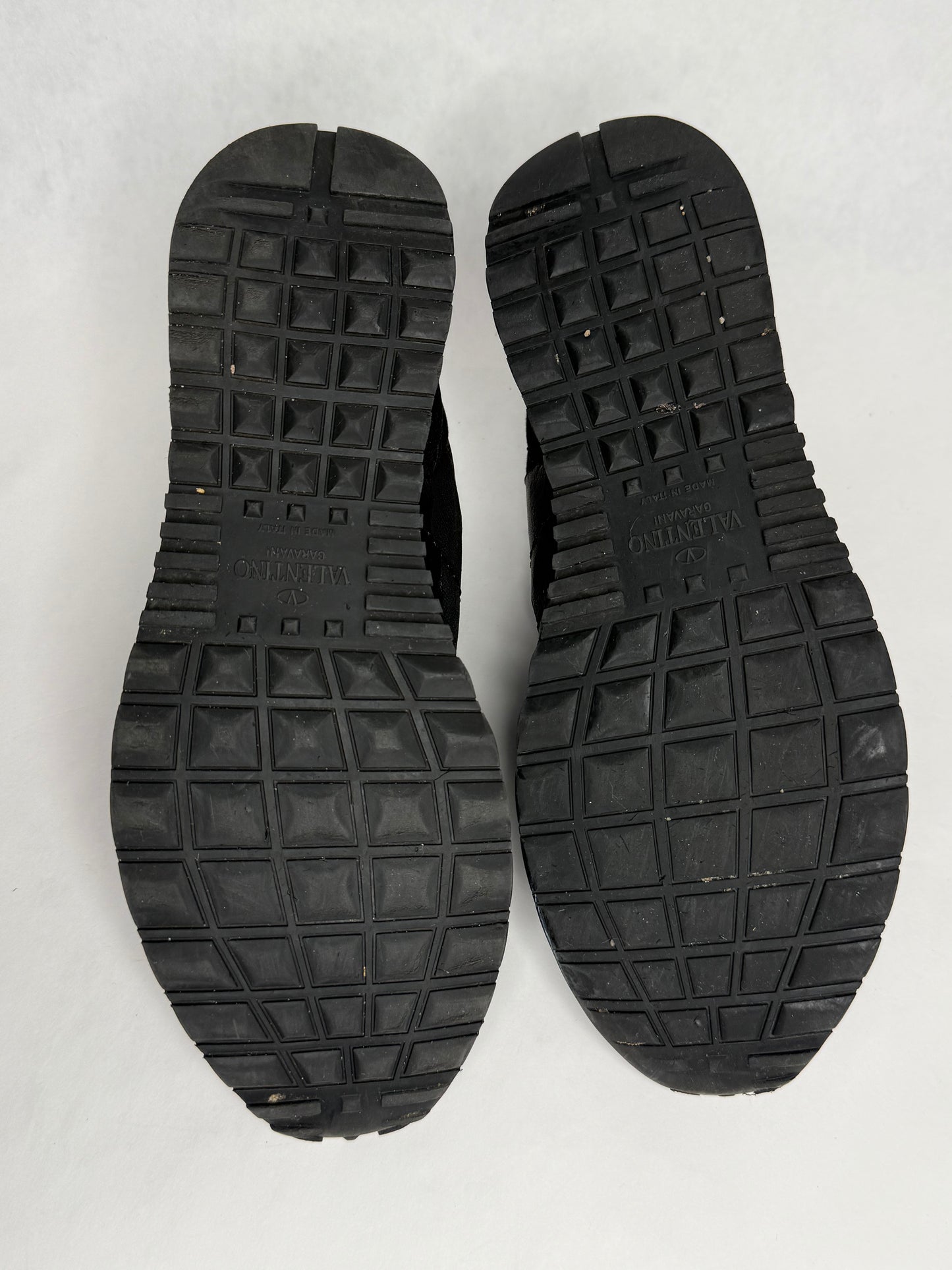 Valentino Camoflage Rockrunner Sneaker (Black)
