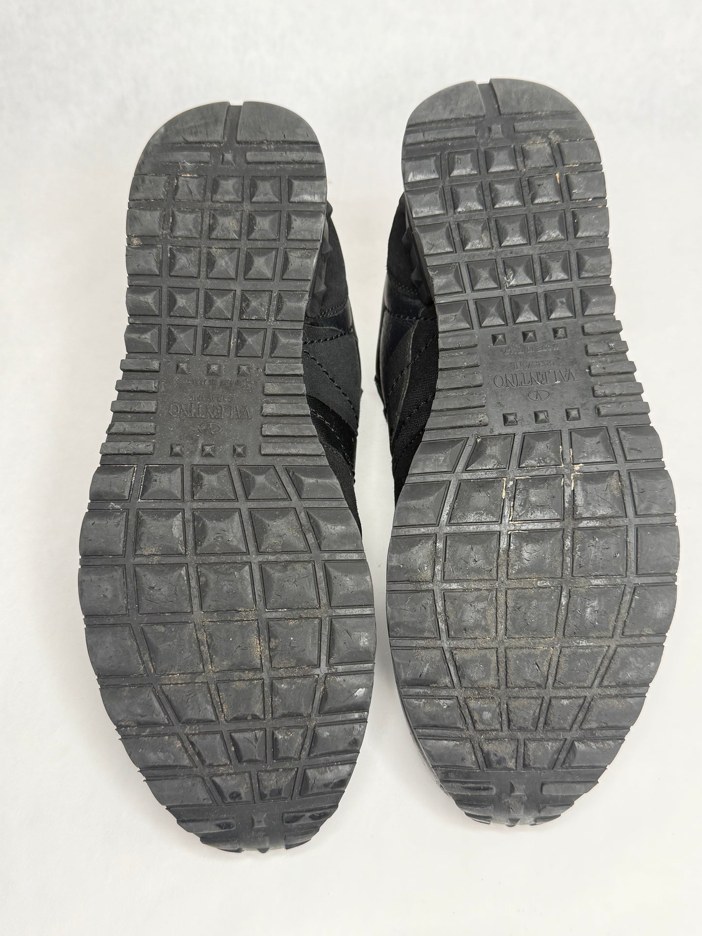 Valentino Camoflage Rockrunner Sneaker (Black)