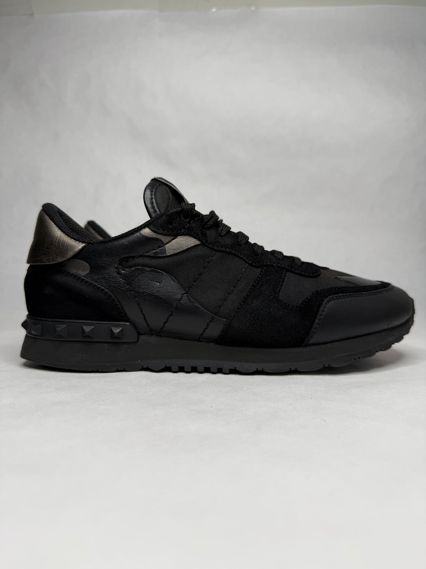 Valentino Camoflage Rockrunner Sneaker (Black)